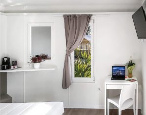 Bungalow Superior Business