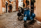 Icona del Made in Italy Vespa festeggia 75 anni